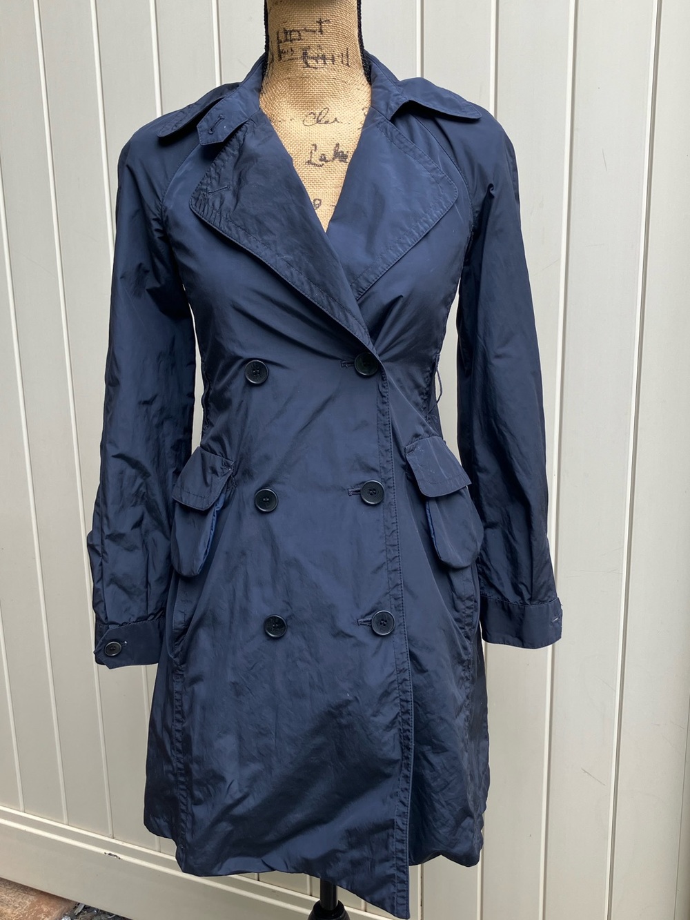 Theory Sarisa trench raincoat navy small chic sophisticated preppy